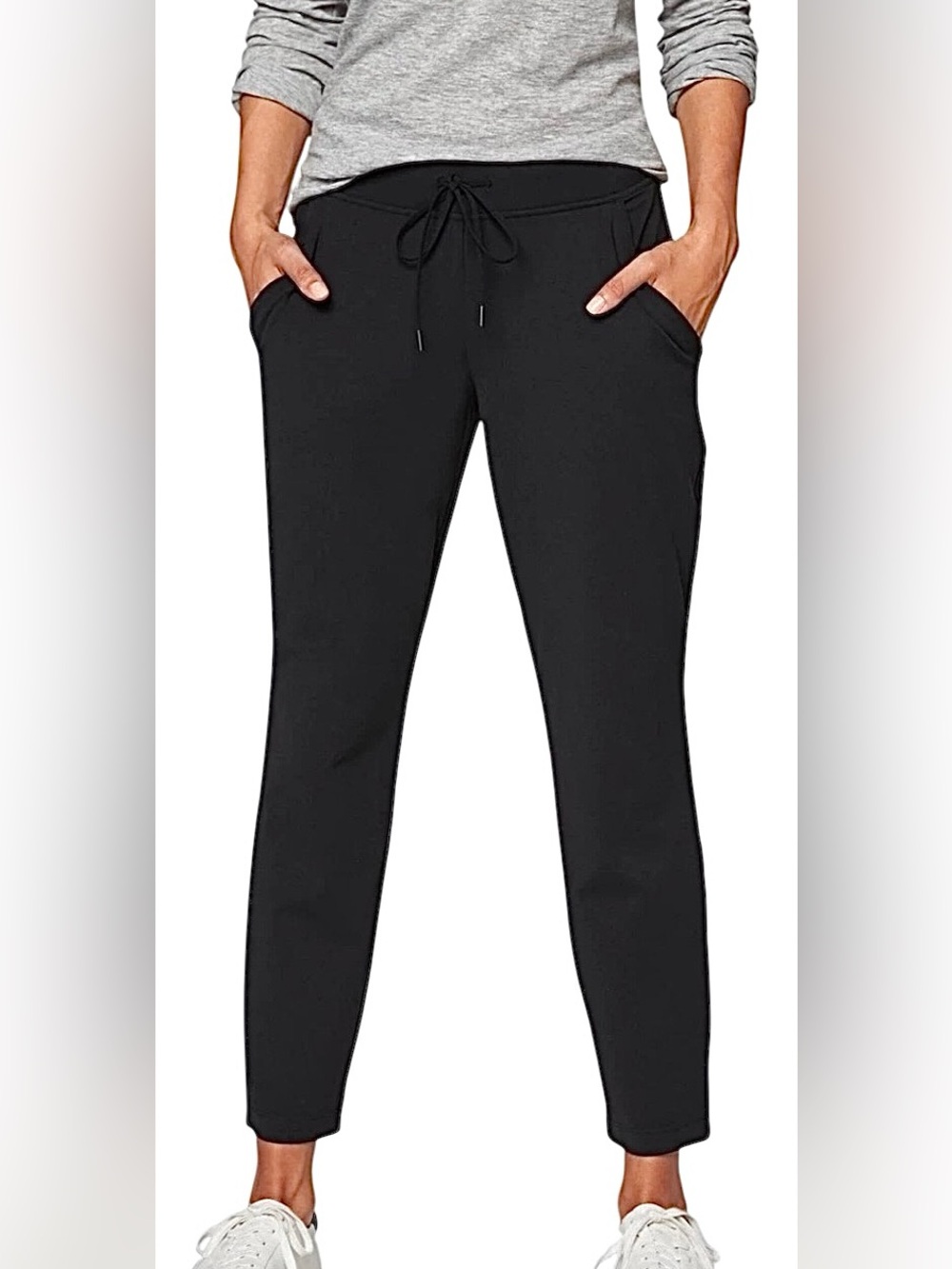 NWT Athleta Powervita Pant Women’s Black Athleisure Joggers Ankle 122593 Sz M